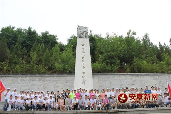 �h(hu��n)��־Ը����(w��)���h�һֱ��·��  ������ �z��.JPG