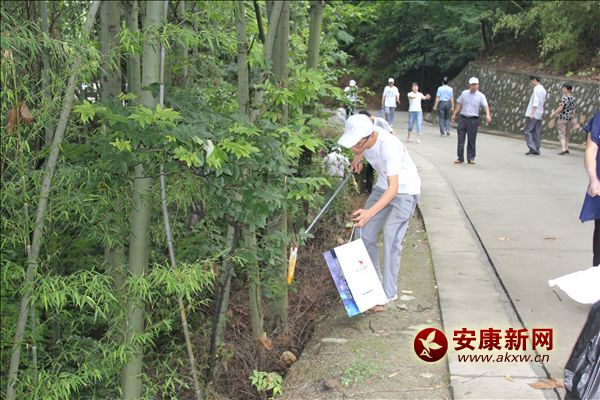 ��ʰ��ɫ��������������h(hu��n)��  �� ����  �z��.JPG