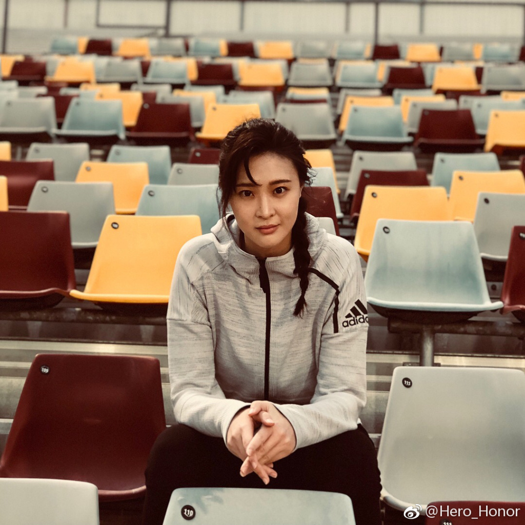 ���۲��ˈ�(ch��ng)! �������_����(d��n)��Ů�����\ِ���f(shu��)���e